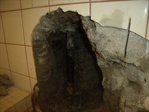 世田谷区にて、浴室の水漏れを修理をしました。